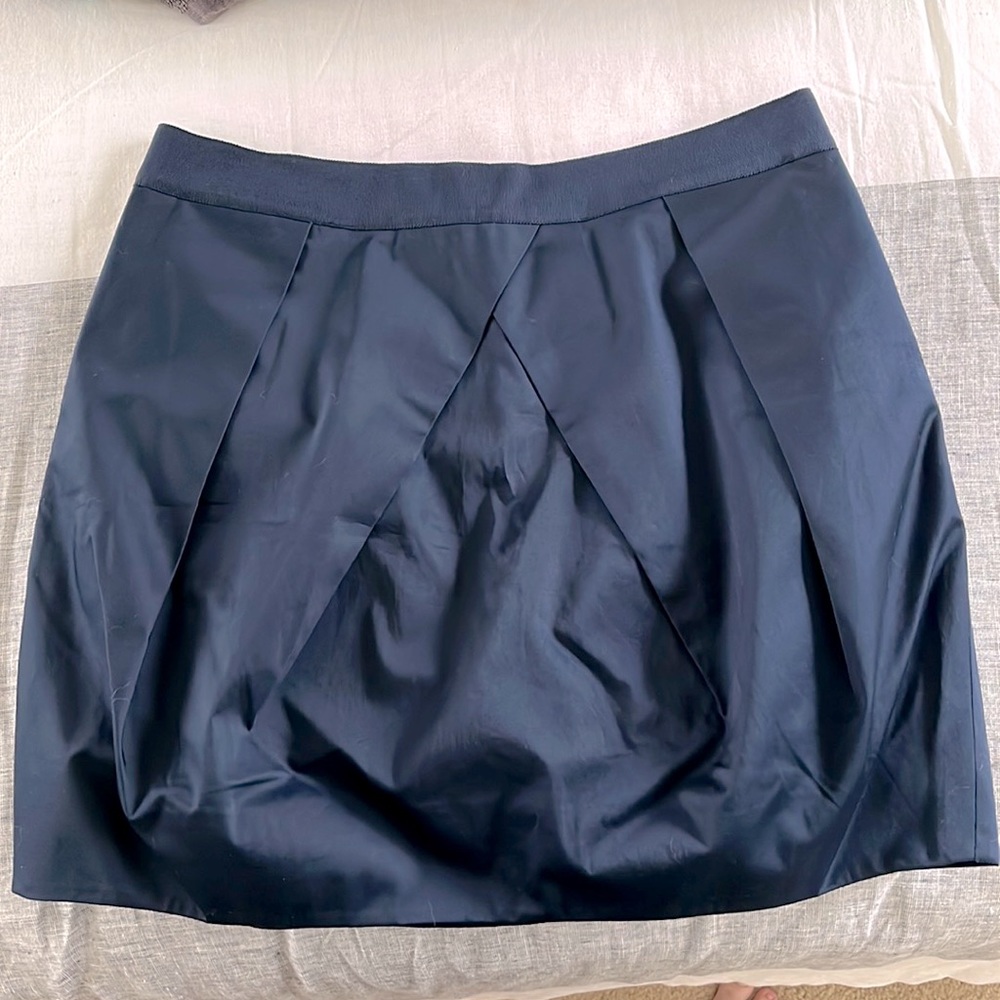 J. Crew navy bubble hem mini skirt size 8 Tags on